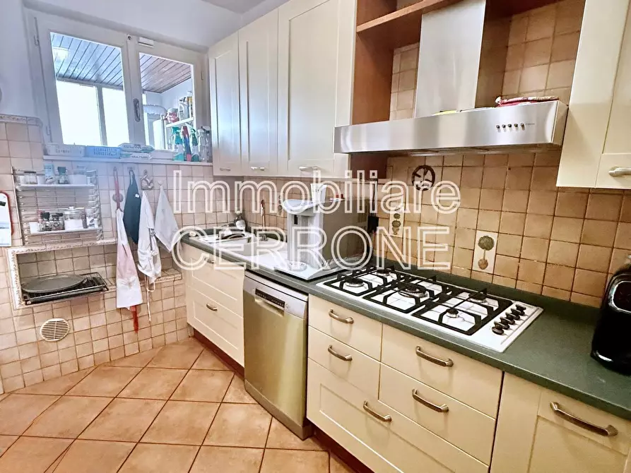 Immagine 16 di Appartamento in vendita  a Cecina