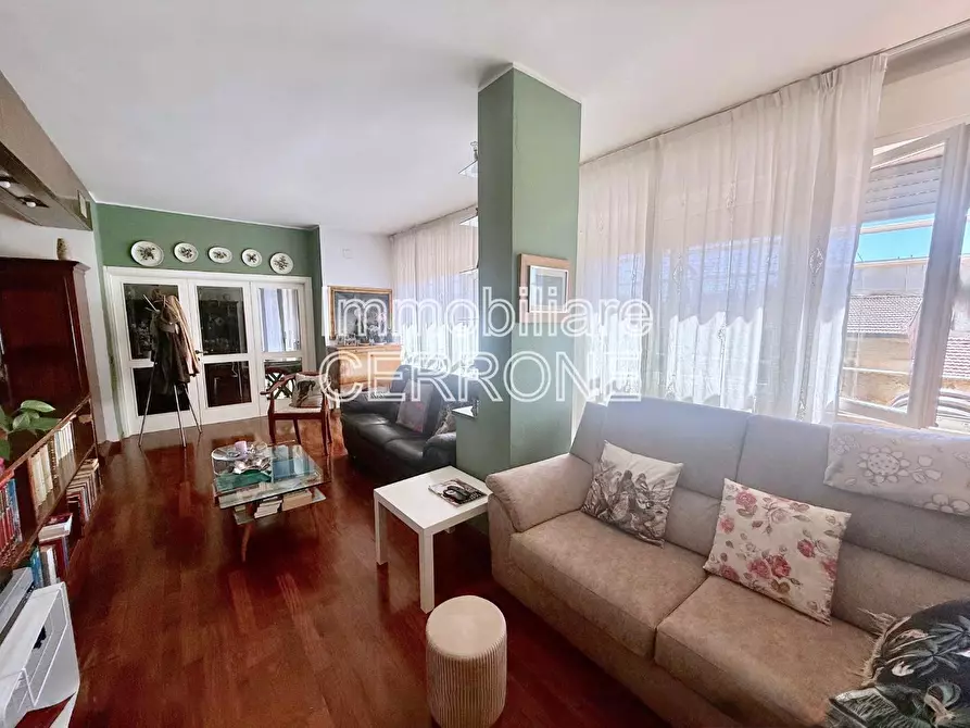 Immagine 5 di Appartamento in vendita  a Cecina