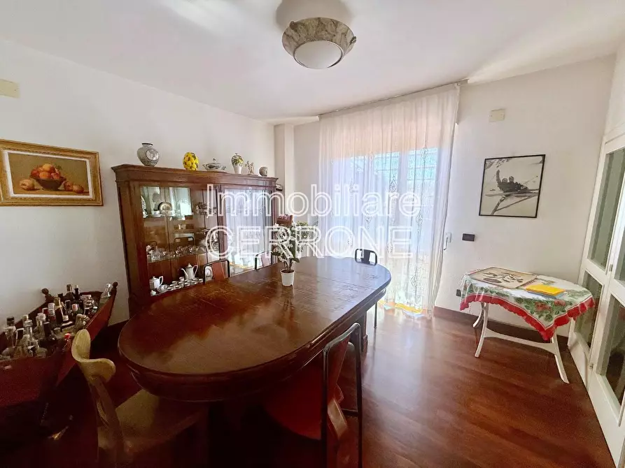 Immagine 17 di Appartamento in vendita  a Cecina