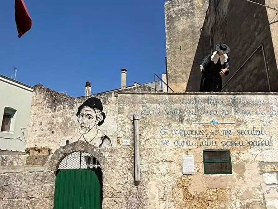 Immagine 27 di Bar / Ristorante in vendita  a Tricase