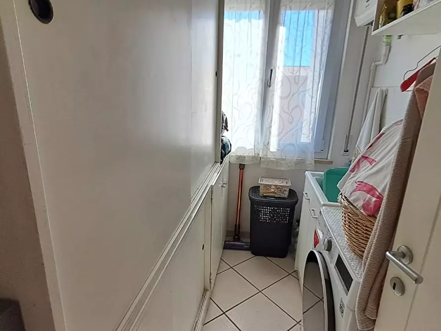 Immagine 8 di Appartamento in vendita  a Cecina