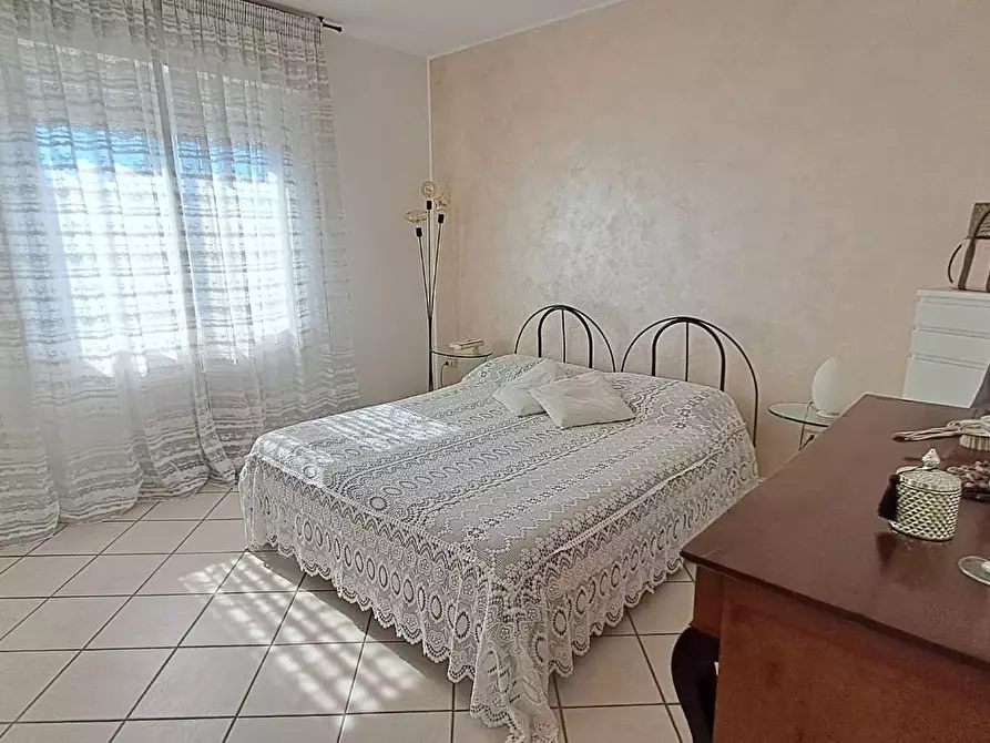 Immagine 10 di Appartamento in vendita  a Cecina