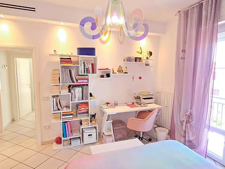 Immagine 17 di Appartamento in vendita  a Cecina