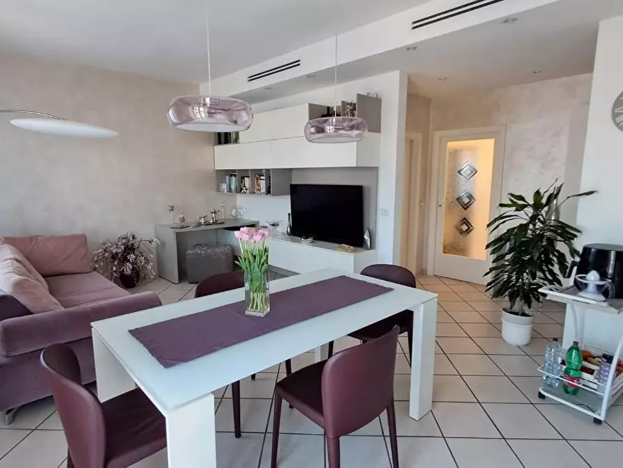 Immagine 5 di Appartamento in vendita  a Cecina