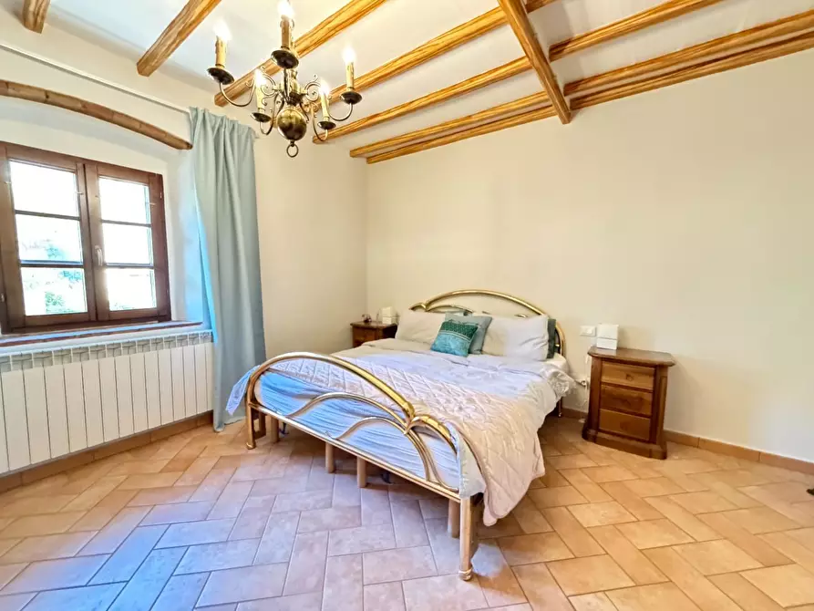 Immagine 11 di Appartamento in vendita  a Chianni