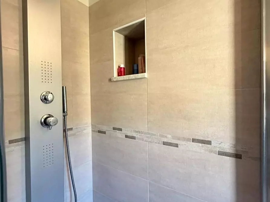 Immagine 18 di Appartamento in vendita  a Chianni