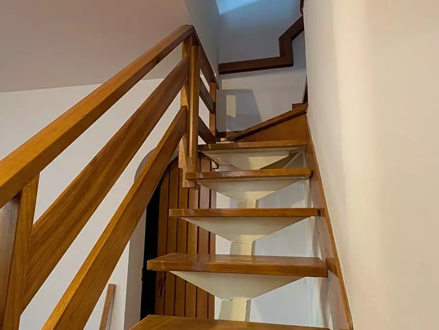 Immagine 17 di Appartamento in vendita  a Empoli