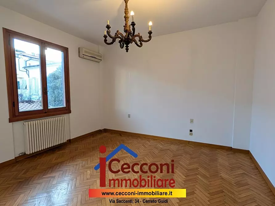 Immagine 11 di Appartamento in vendita  a Empoli