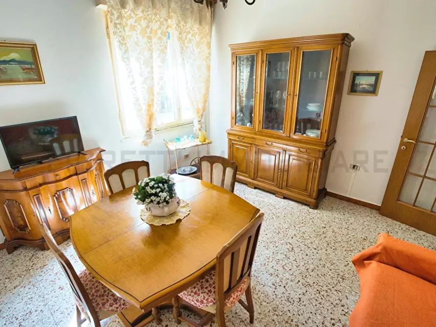 Immagine 11 di Appartamento in vendita  a Piombino