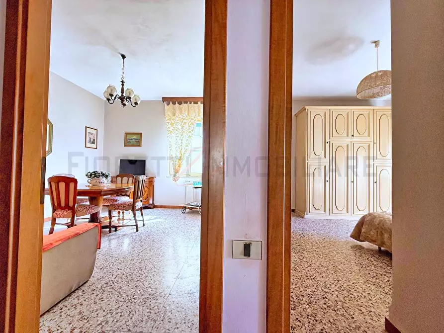 Immagine 28 di Appartamento in vendita  a Piombino