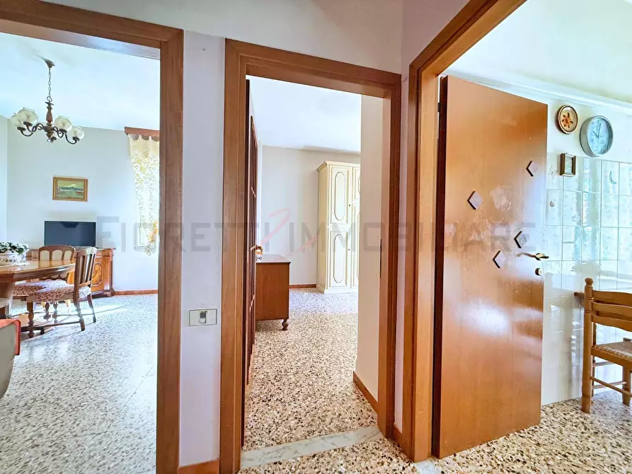 Immagine 15 di Appartamento in vendita  a Piombino