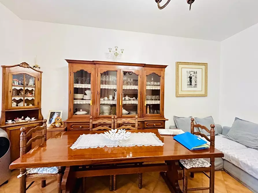 Immagine 2 di Appartamento in vendita  a Empoli