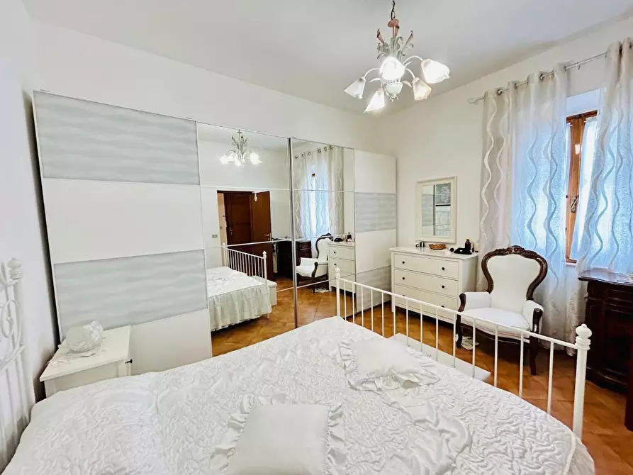 Immagine 9 di Appartamento in vendita  a Empoli