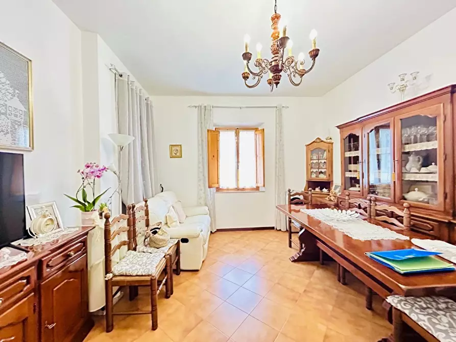 Immagine 1 di Appartamento in vendita  a Empoli