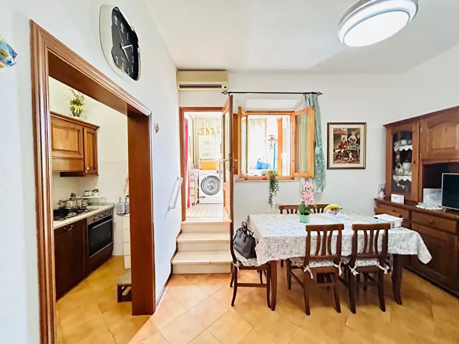 Immagine 4 di Appartamento in vendita  a Empoli