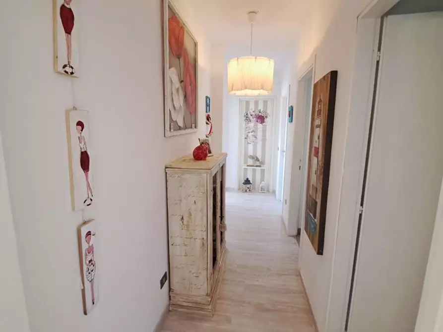 Immagine 10 di Appartamento in vendita  a Rosignano Marittimo