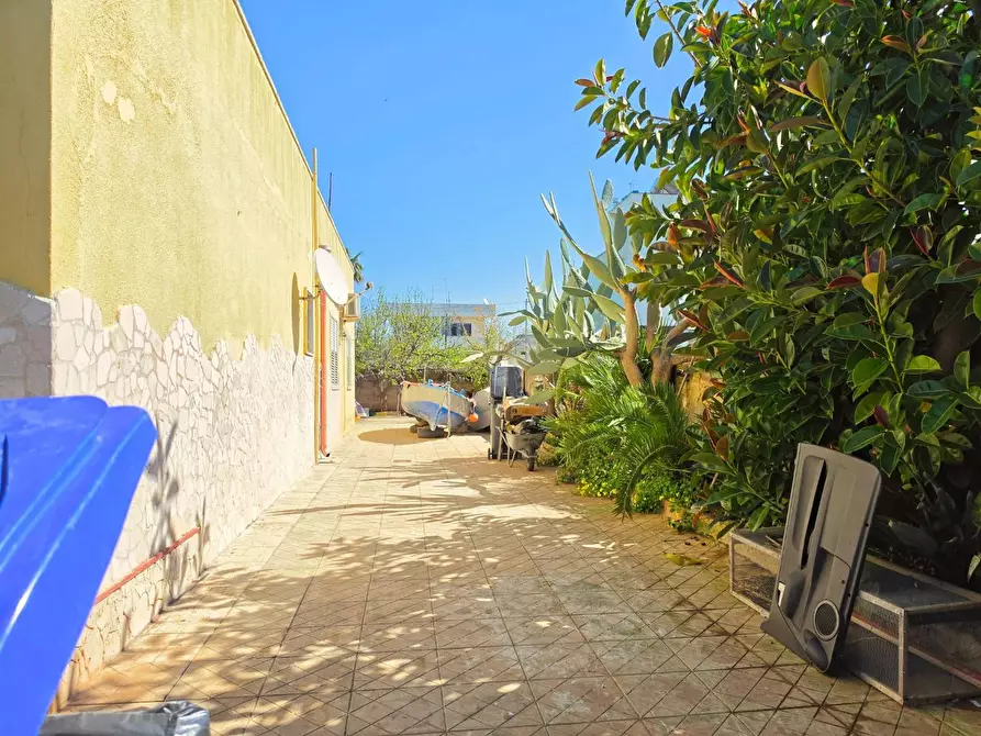 Immagine 37 di Villa in vendita  a Porto Cesareo