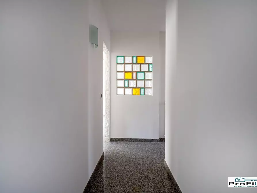 Immagine 11 di Appartamento in vendita  a Bari