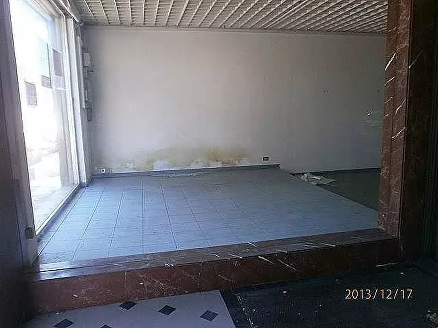 Immagine 2 di Locale commerciale in vendita  a Ponsacco