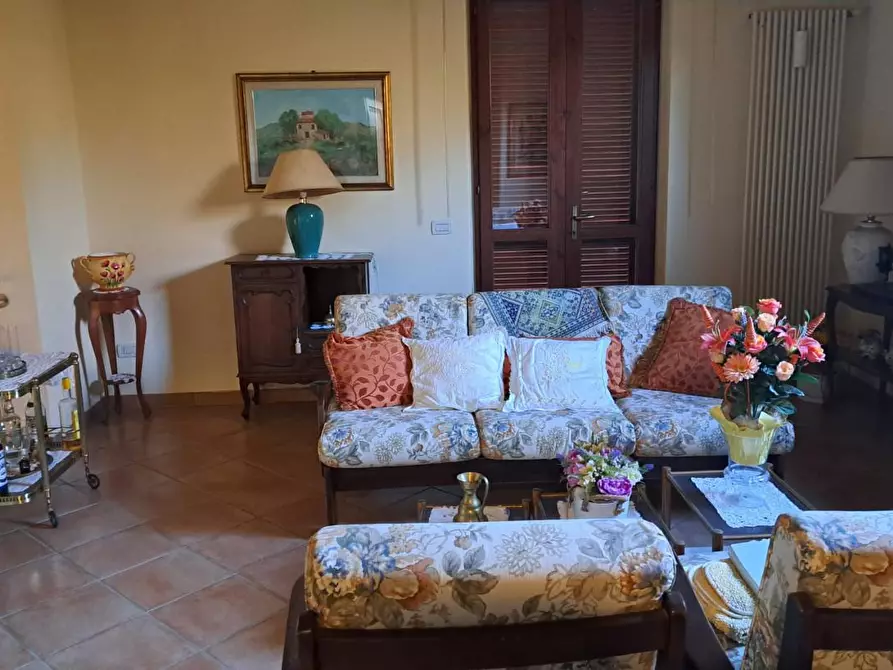 Immagine 9 di Villa in vendita  a Montaione