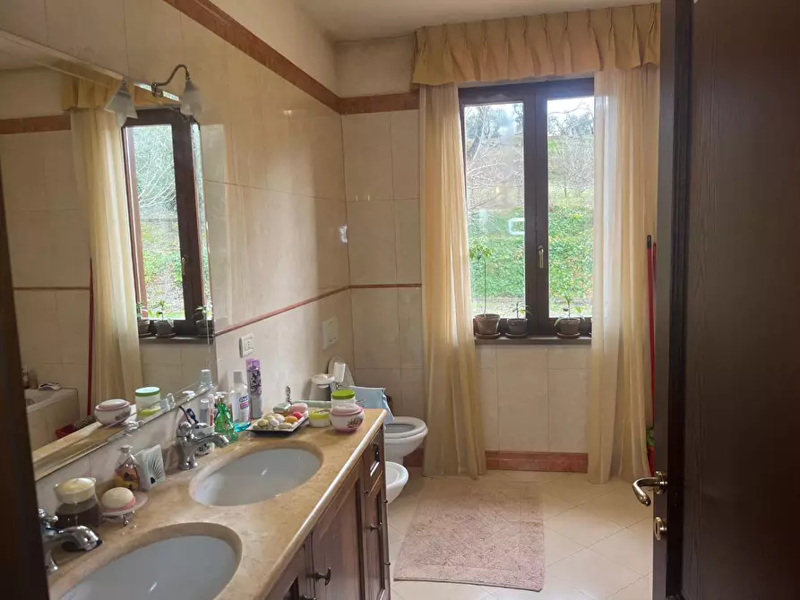 Immagine 13 di Villa in vendita  a Montaione