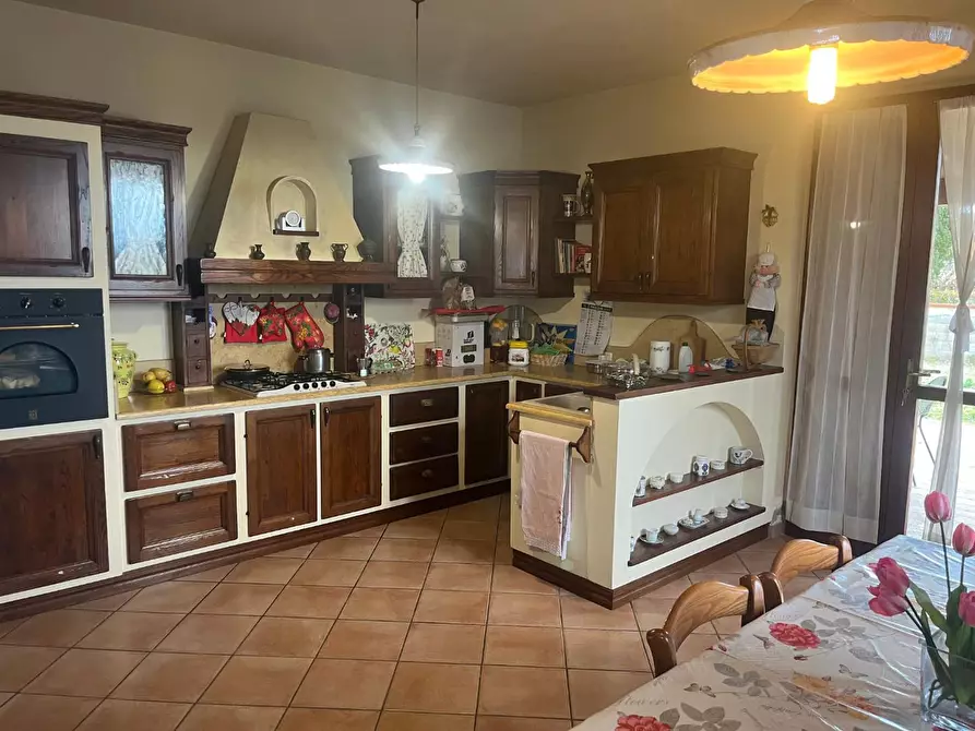 Immagine 7 di Villa in vendita  a Montaione