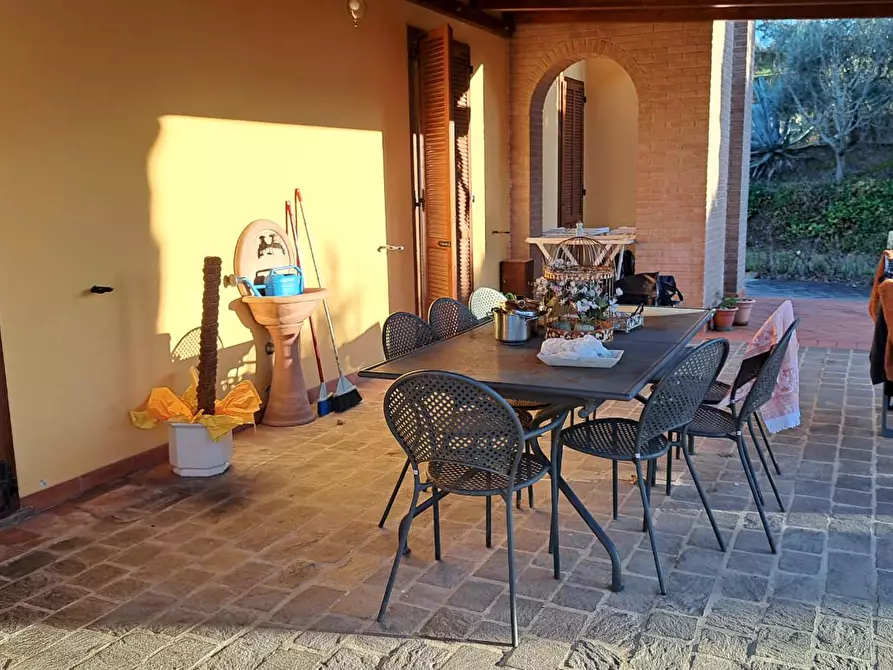 Immagine 11 di Villa in vendita  a Montaione