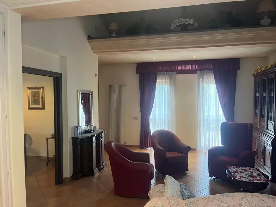 Immagine 6 di Villa in vendita  a Montaione