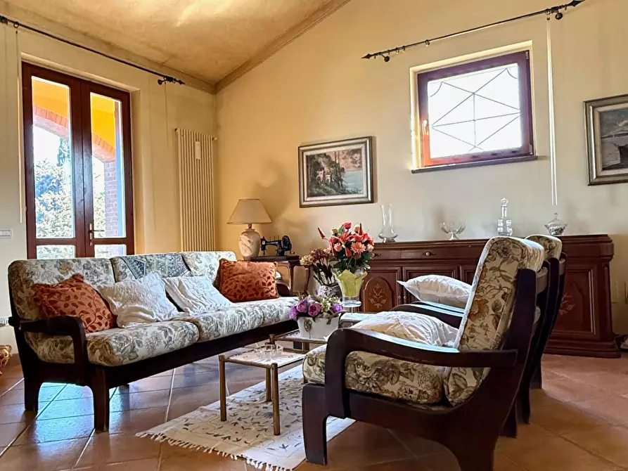 Immagine 8 di Villa in vendita  a Montaione