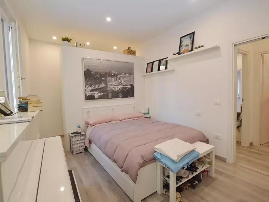 Immagine 18 di Appartamento in vendita  a Lucca