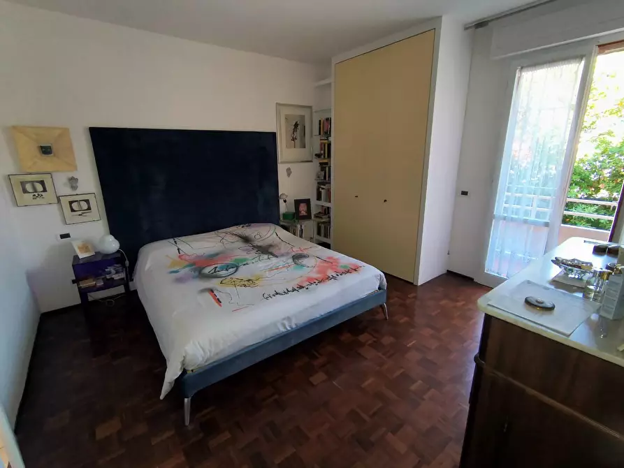 Immagine 11 di Appartamento in vendita  a Pisa