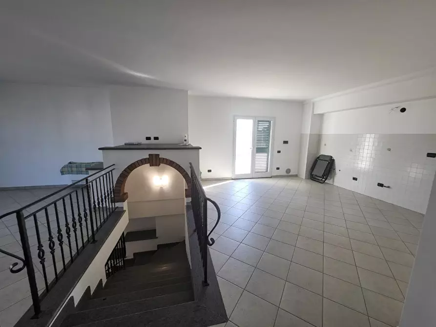 Immagine 2 di Appartamento in affitto  a Calcinaia