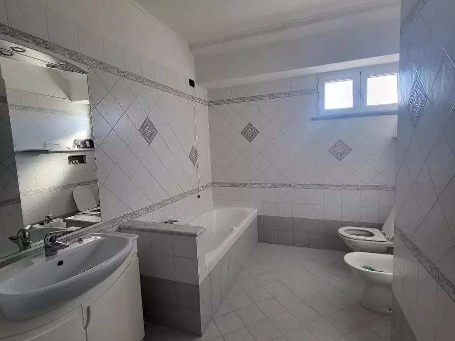 Immagine 3 di Appartamento in affitto  a Calcinaia