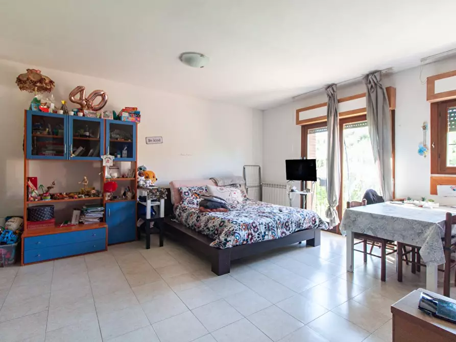 Immagine 2 di Appartamento in vendita  a Pisa