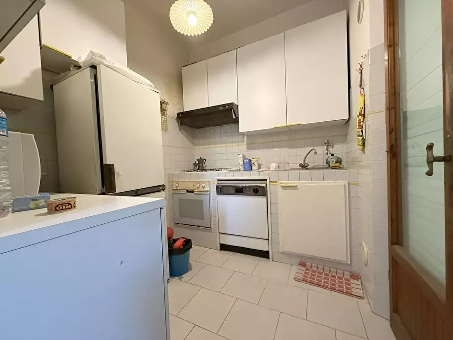 Immagine 3 di Appartamento in vendita  a Siena