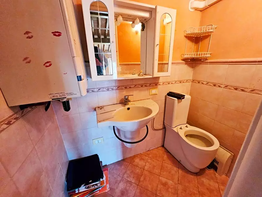 Immagine 25 di Terratetto in vendita  a Capannori