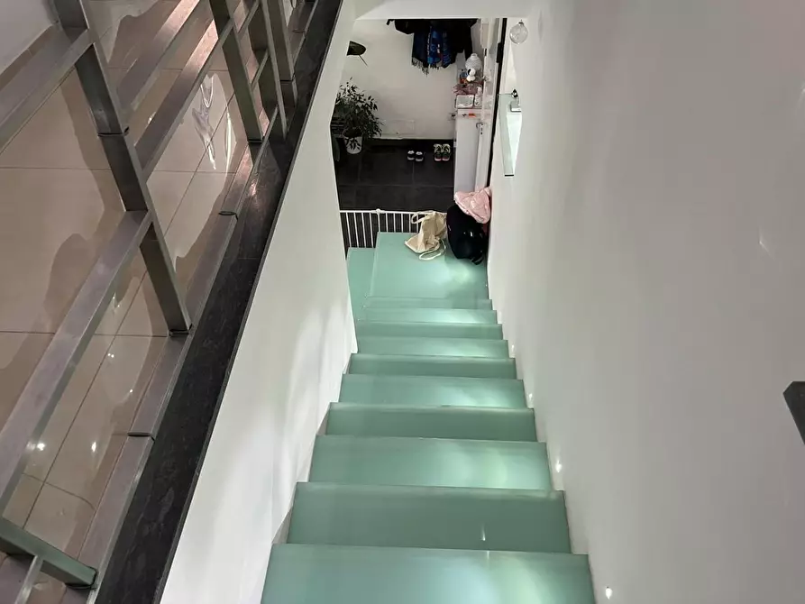 Immagine 4 di Villa in vendita  a Capannori