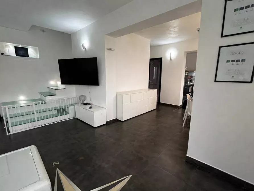 Immagine 21 di Villa in vendita  a Capannori