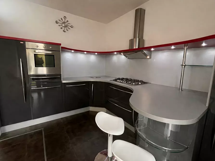 Immagine 24 di Villa in vendita  a Capannori