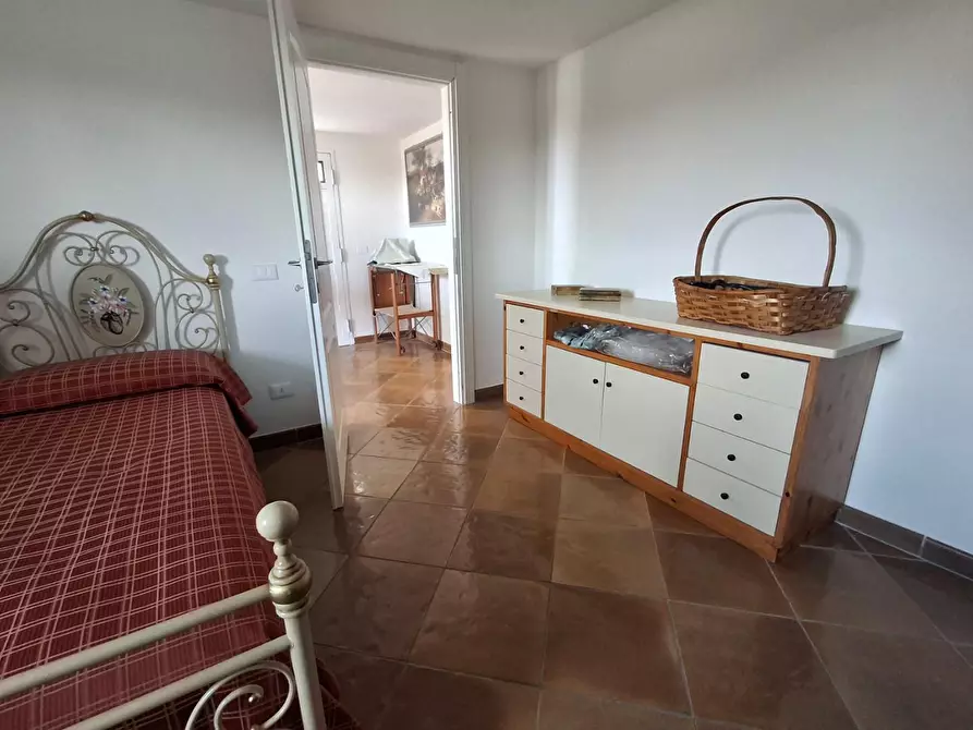 Immagine 35 di Appartamento in vendita  a Capraia E Limite