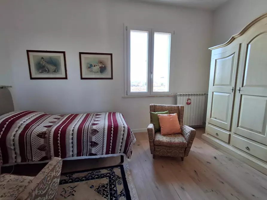 Immagine 20 di Appartamento in vendita  a Capraia E Limite