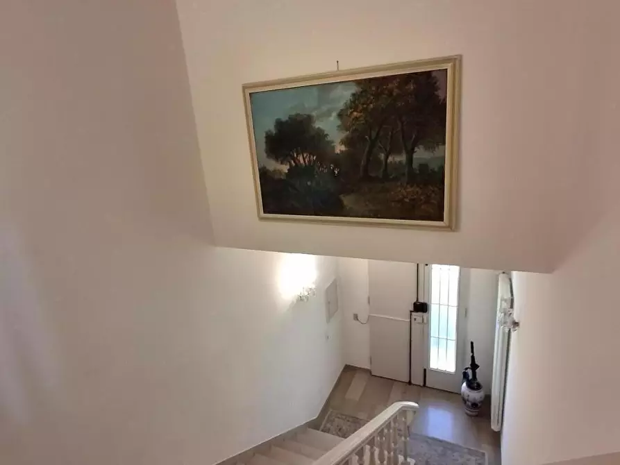 Immagine 24 di Appartamento in vendita  a Capraia E Limite