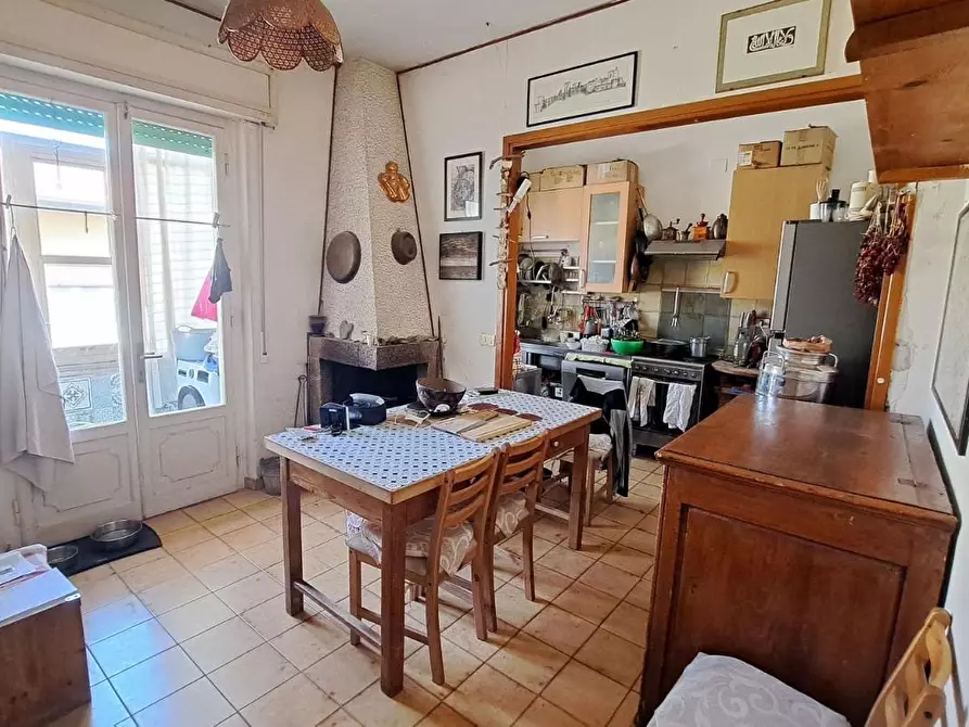 Immagine 2 di Appartamento in vendita  a Rosignano Marittimo