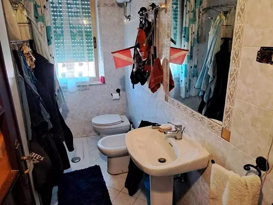 Immagine 8 di Appartamento in vendita  a Rosignano Marittimo