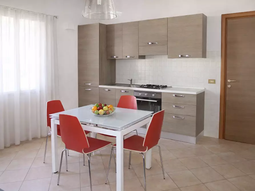 Immagine 2 di Appartamento in affitto  a Cascina