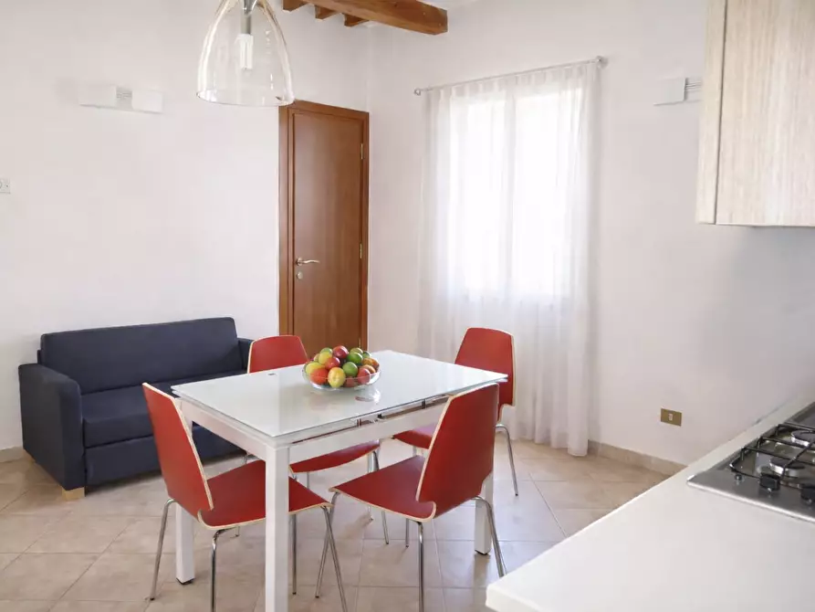 Immagine 1 di Appartamento in affitto  a Cascina