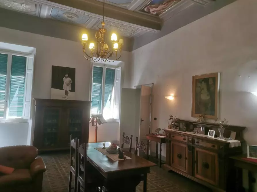 Immagine 31 di Appartamento in vendita  a Livorno