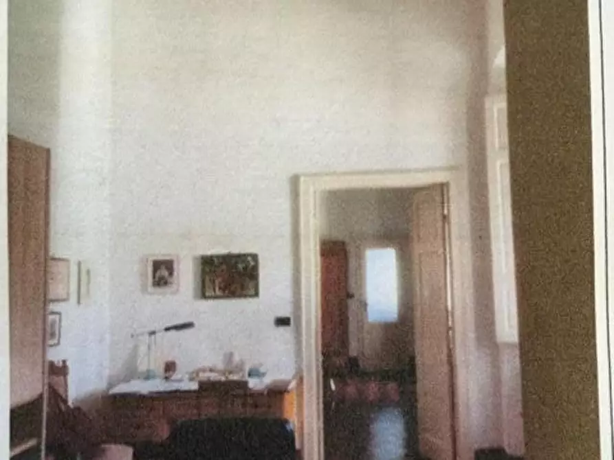 Immagine 5 di Appartamento in vendita  a Livorno