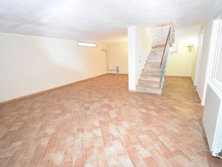 Immagine 26 di Villa in vendita  a San Giuliano Terme