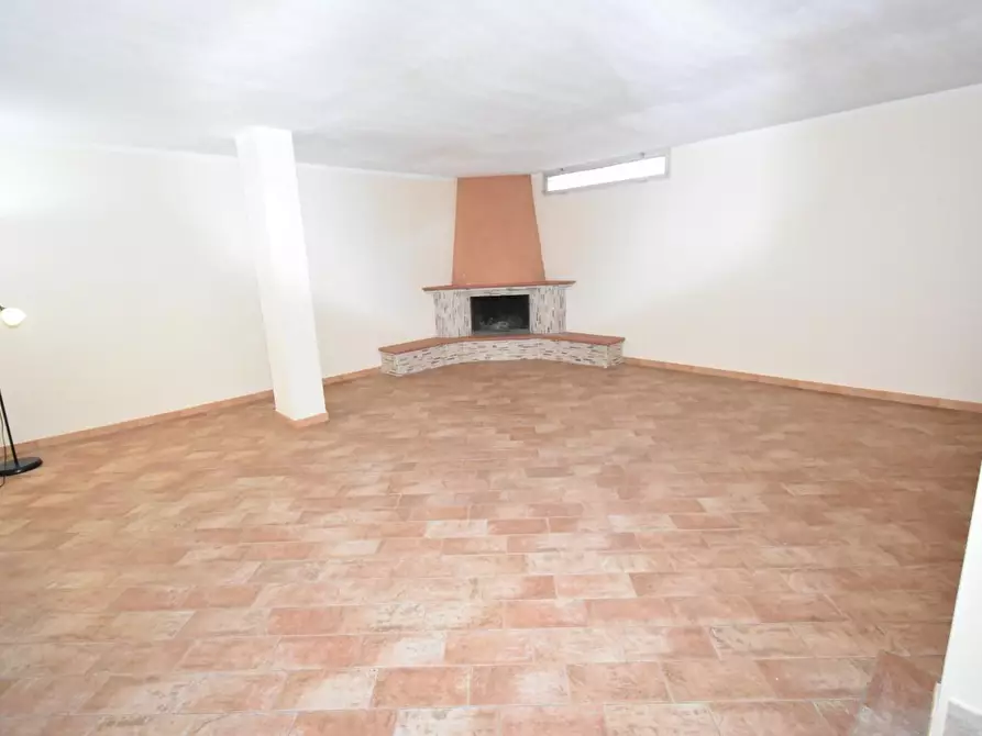 Immagine 25 di Villa in vendita  a San Giuliano Terme